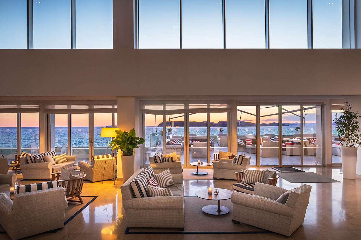 dubrovnik-president-valamar-hotel-piano-bar-lobby